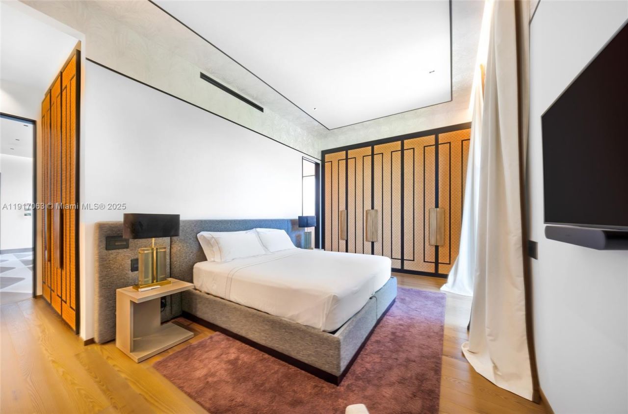 200 W Rivo Alto Dr, Miami Beach, FL 33139 Photo