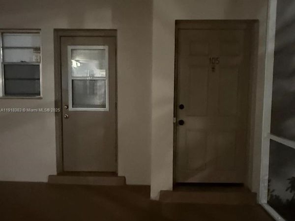 2461 SW 82nd Ave, Unit 105, Davie, FL 33324