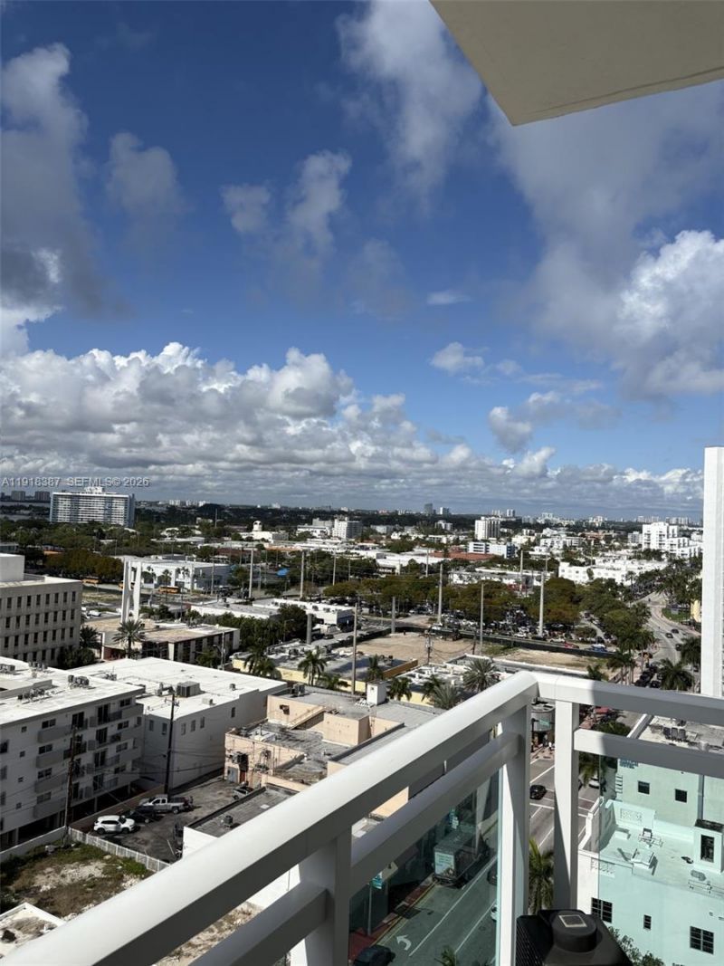 6917 Collins Ave, Unit PH20, Miami Beach, FL 33141 Photo