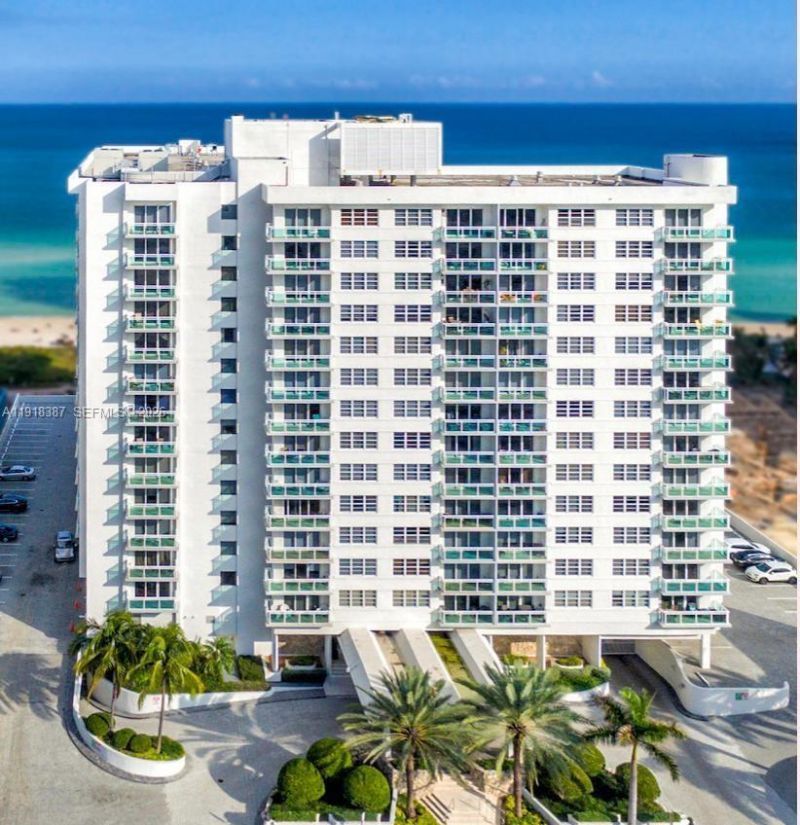 6917 Collins Ave, Unit PH20, Miami Beach, FL 33141 Photo