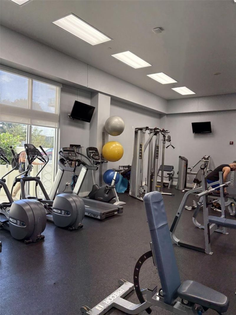 6917 Collins Ave, Unit PH20, Miami Beach, FL 33141 Photo