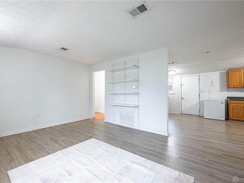 698 S Riverview Avenue, Miamisburg, OH 45342 Photo 4