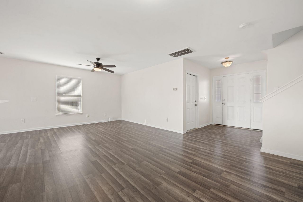 232 Coosawatchie Street Photo 9