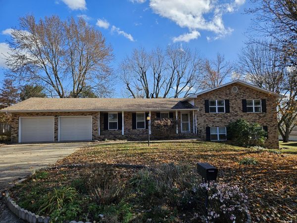 1105 N 14th Street, Monett, MO 65708