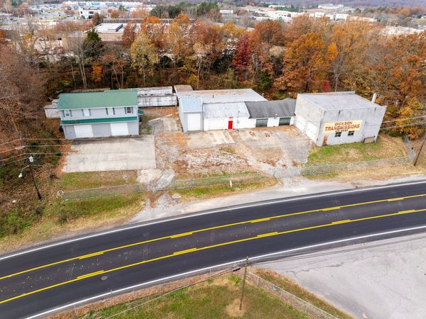 1050 Highway 47 East, Dickson, TN 37055