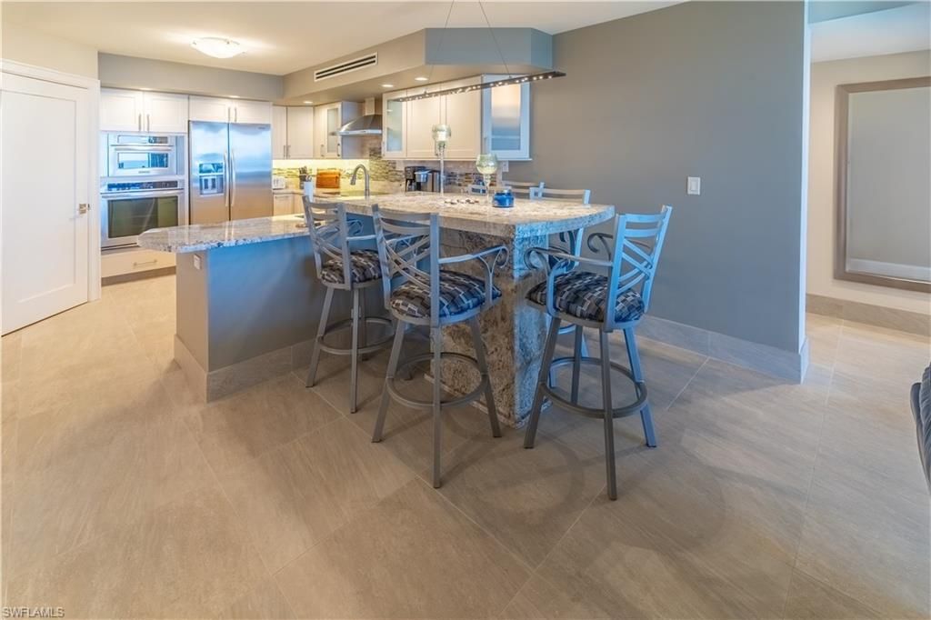 3 Bluebill Ave, Unit 801, Naples, FL 34108 Photo