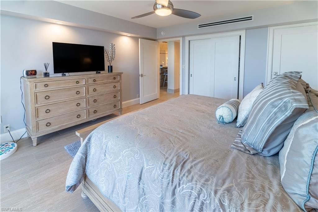 3 Bluebill Ave, Unit 801, Naples, FL 34108 Photo