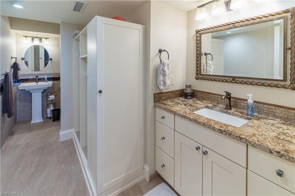 3 Bluebill Ave, Unit 801, Naples, FL 34108 Photo