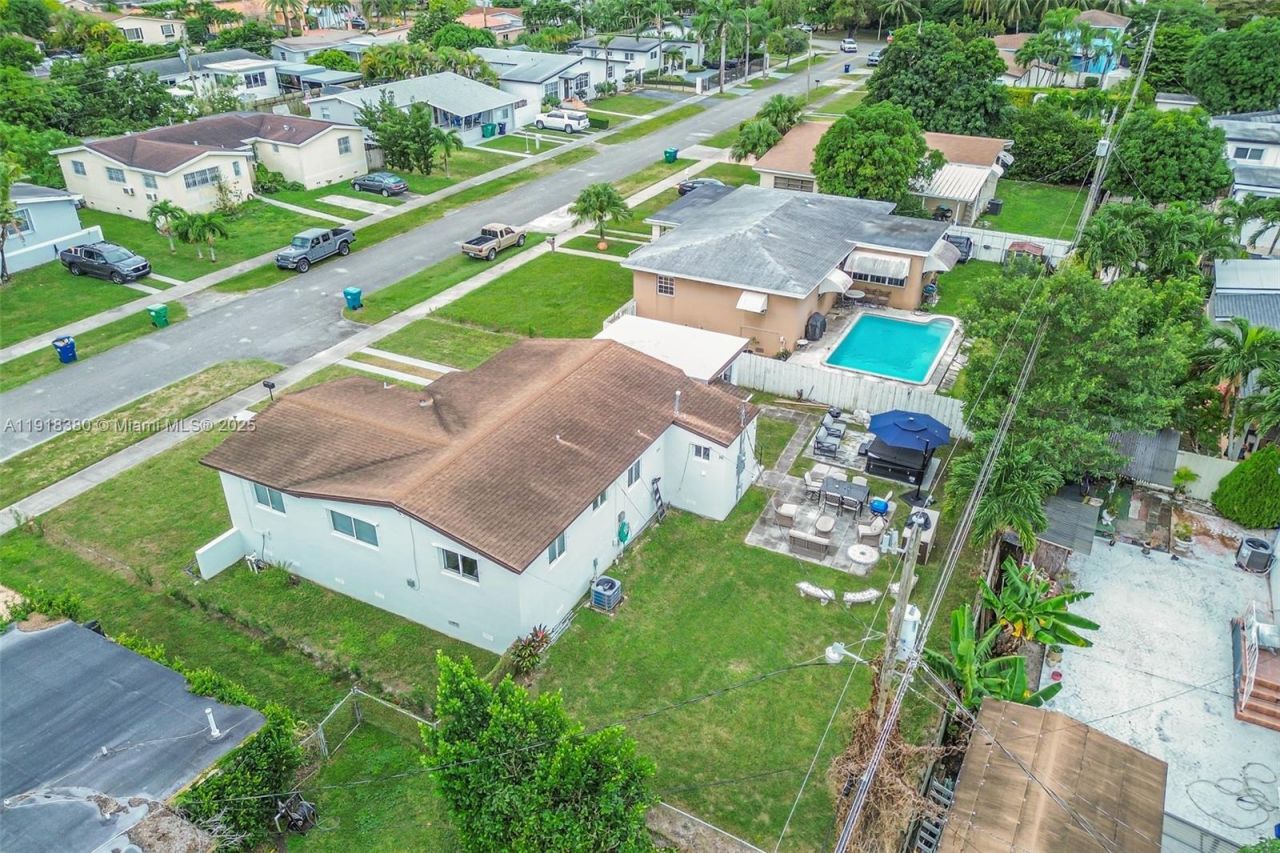 7901 SW 22nd St, Miami, FL 33155 Photo