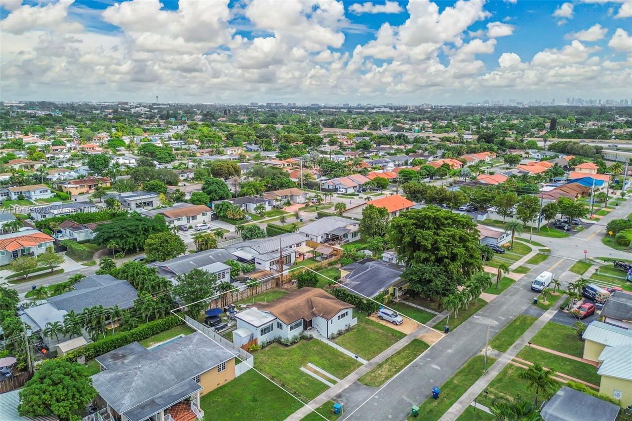 7901 SW 22nd St, Miami, FL 33155 Photo