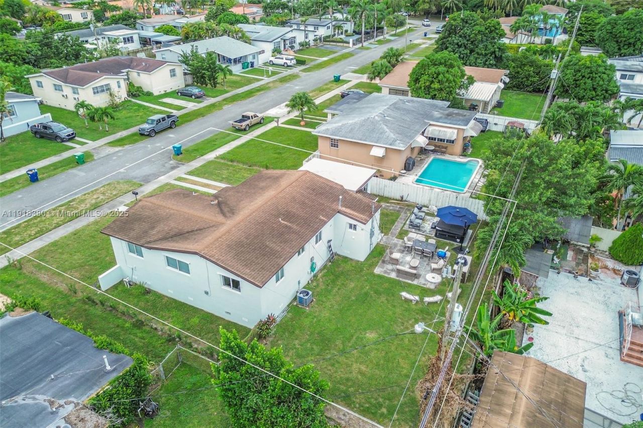 7901 SW 22nd St, Miami, FL 33155 Photo