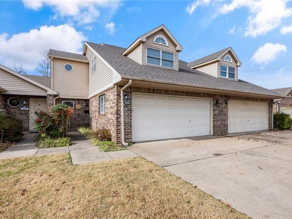 1020 W Cypress Street , Unit 3, Rogers, AR 72756