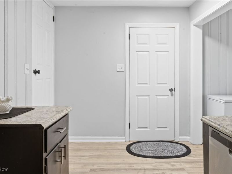 354 Ewing Road, Youngstown, OH 44512 Photo 23