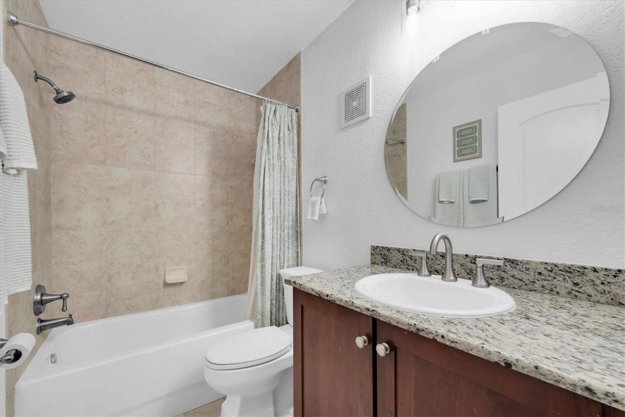 210 5th Avenue S, Unit 404, Saint Petersburg, FL 33701 Photo