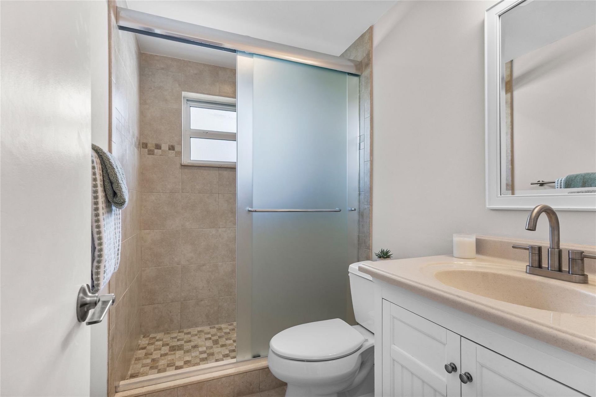 3216 SE 8th Street, Unit 305, Pompano Beach, FL 33062 Photo