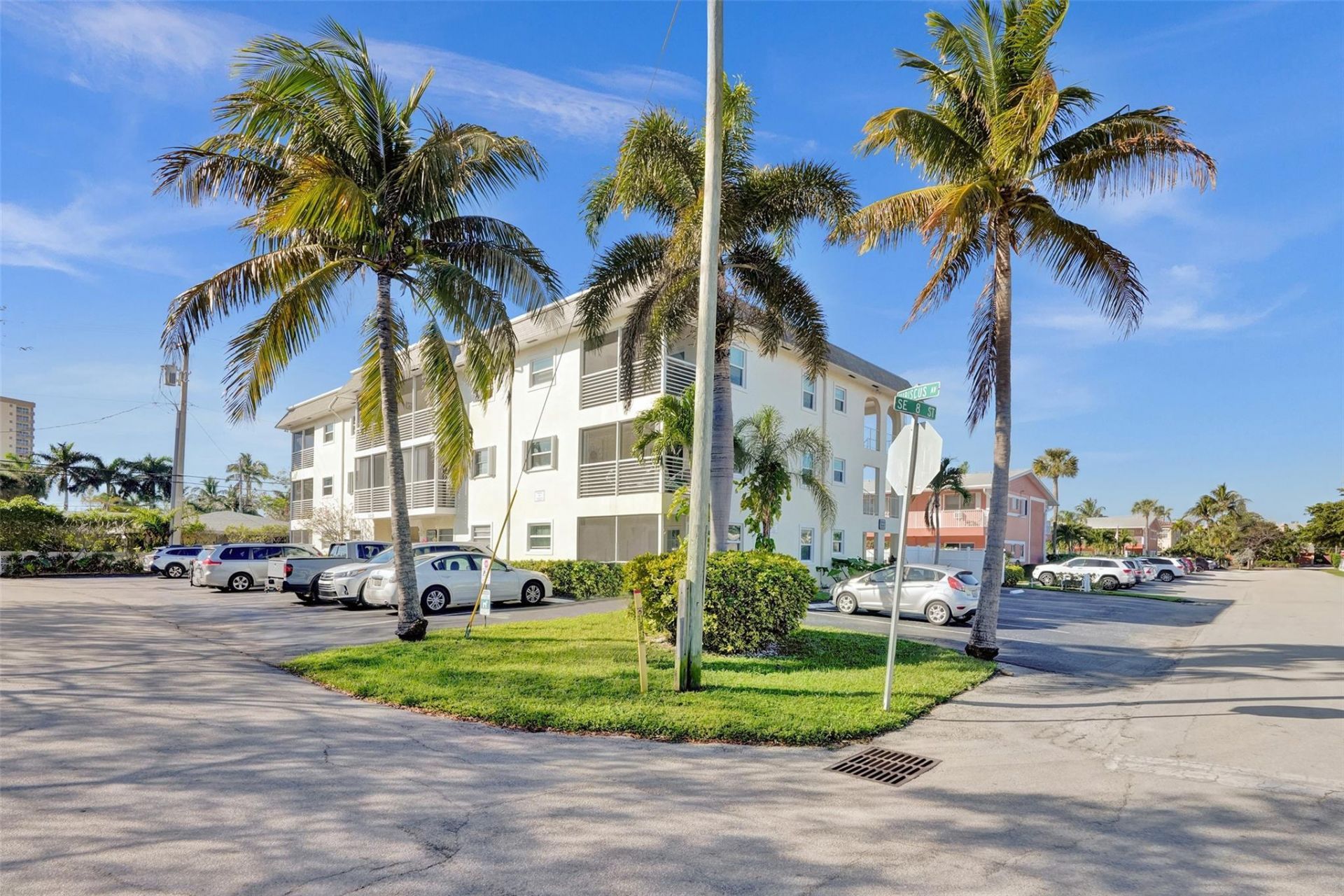 3216 SE 8th Street, Unit 305, Pompano Beach, FL 33062 Photo