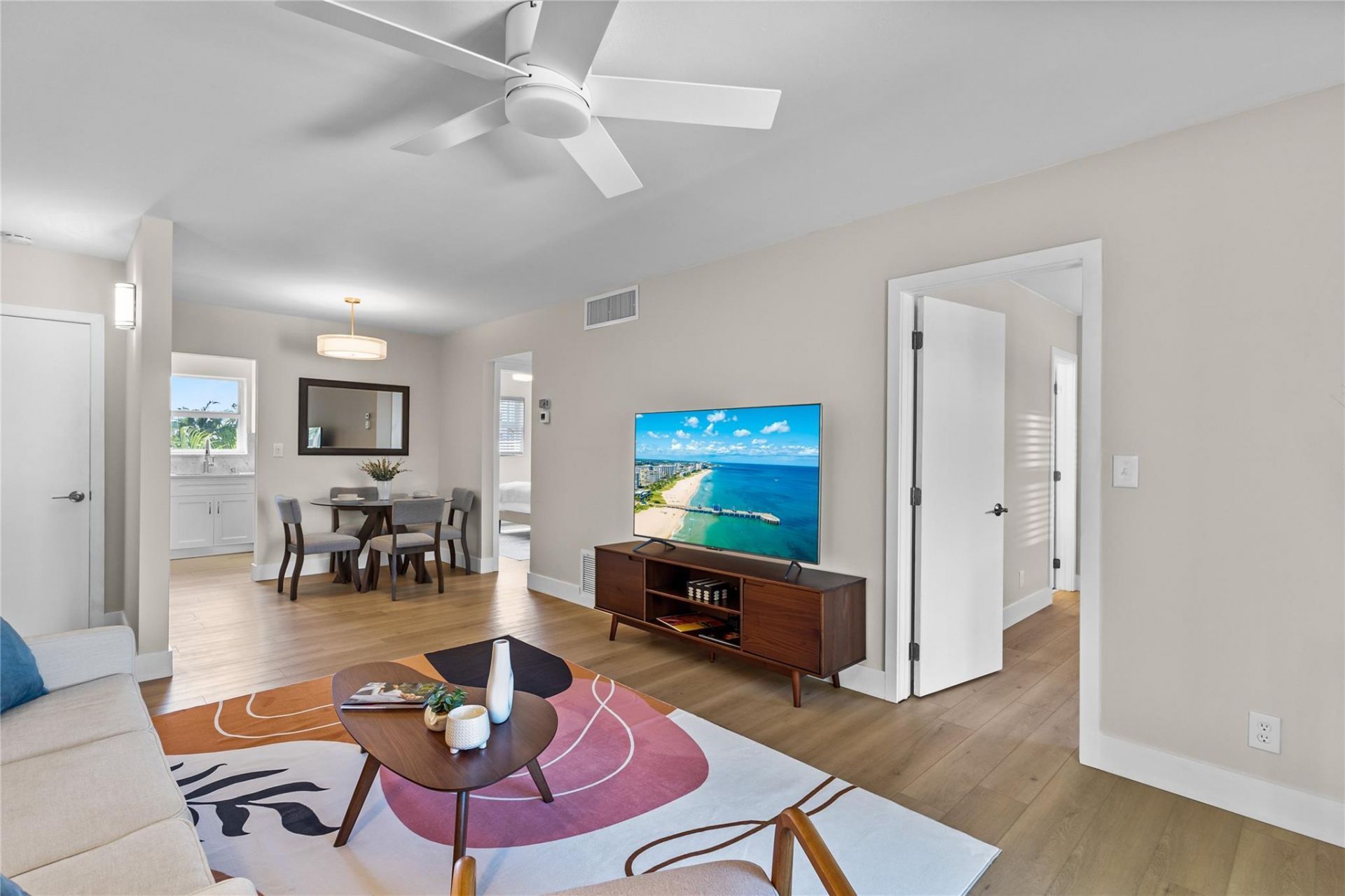 3216 SE 8th Street, Unit 305, Pompano Beach, FL 33062 Photo