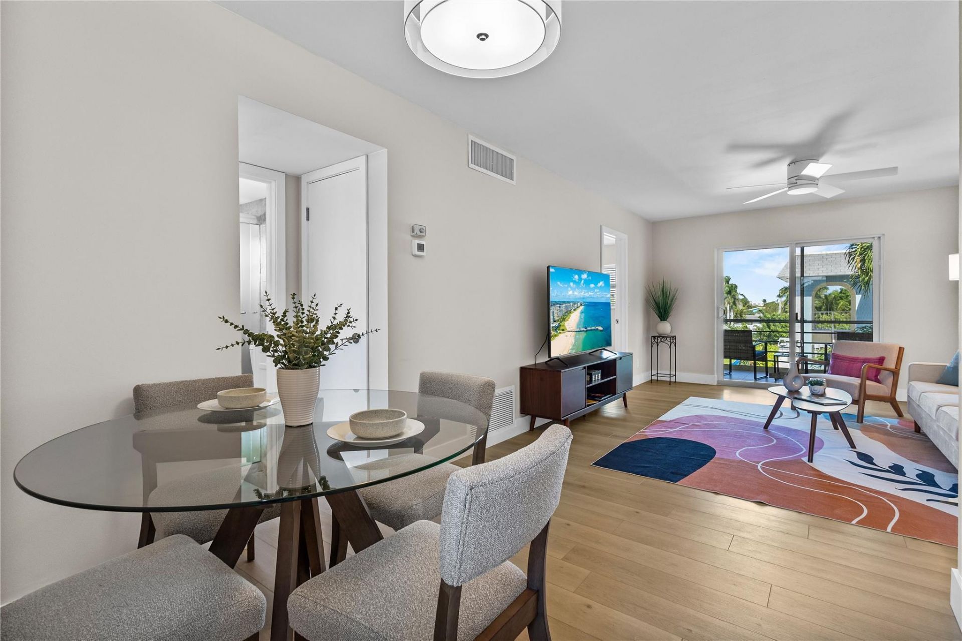 3216 SE 8th Street, Unit 305, Pompano Beach, FL 33062 Photo