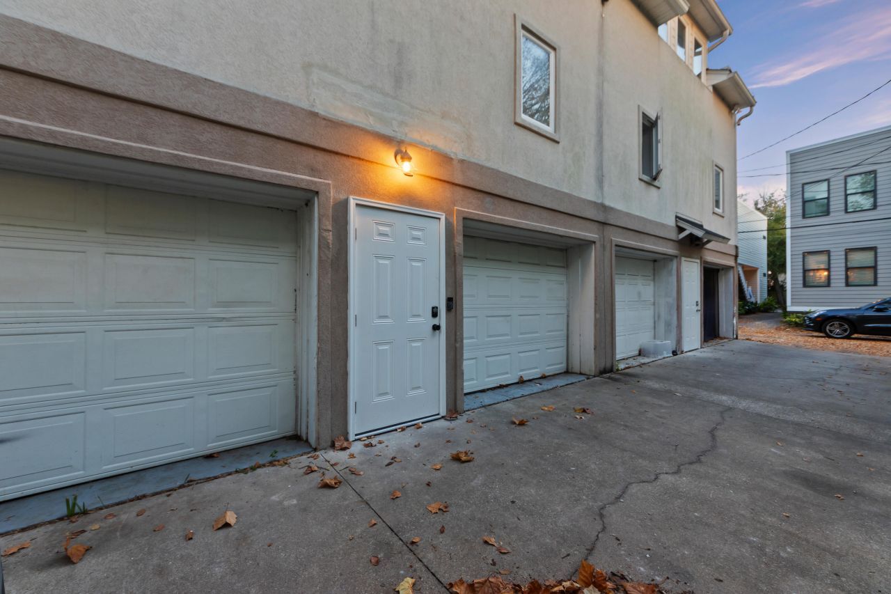 24 Strawberry Lane Photo 23