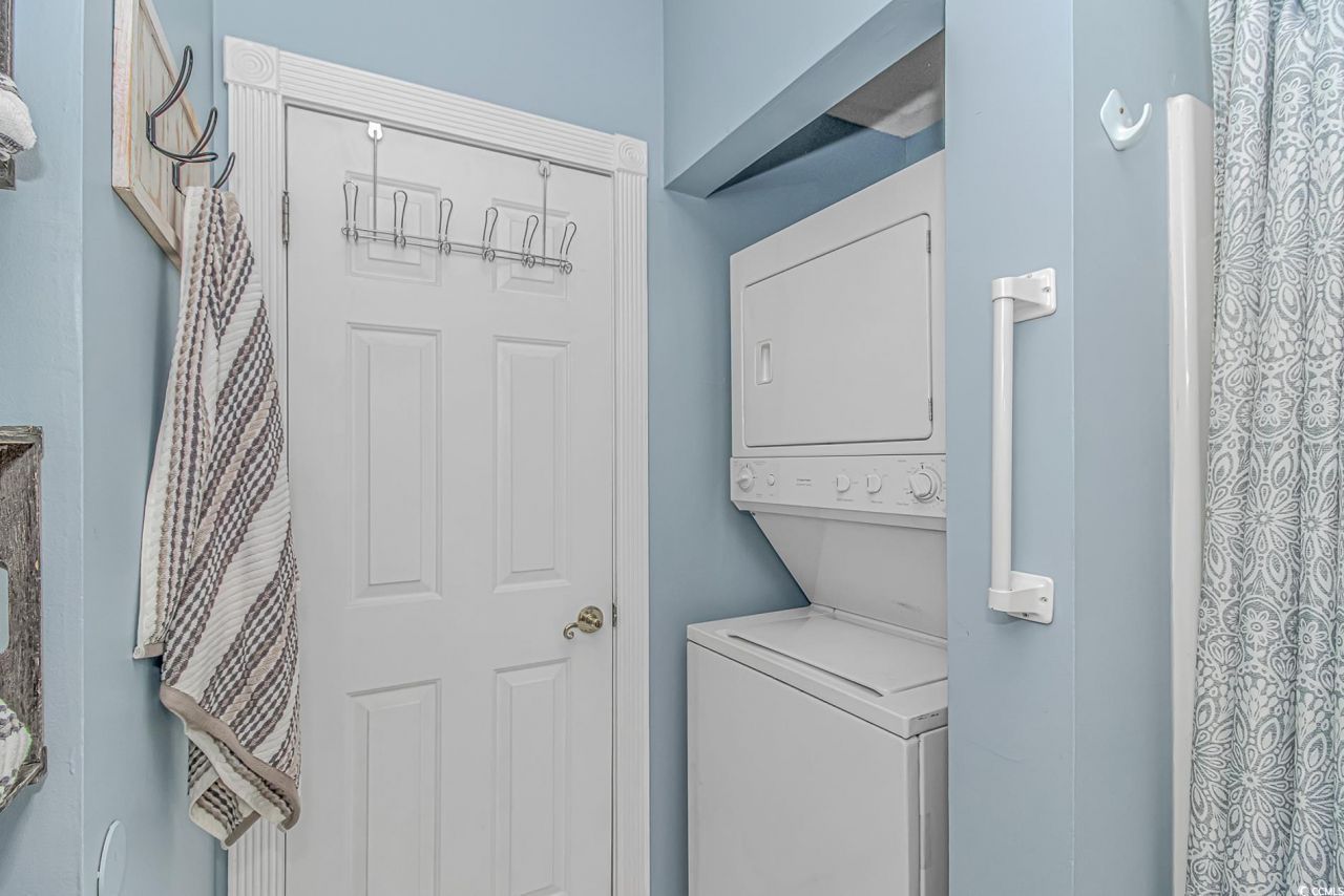 4173 Hibiscus Dr. Photo 21