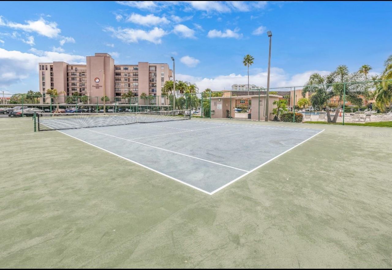 7700 Sun Island Drive S, Unit 402, South Pasadena, FL 33707 Photo