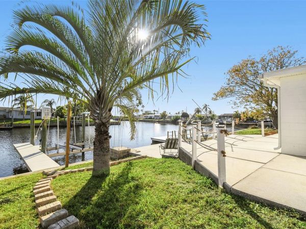 12605 4TH ISLE, HUDSON, FL 34667