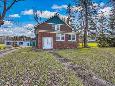 11725 Big Tree Road, East Aurora, NY 14052