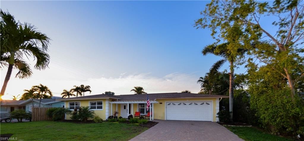 220 Albatross St, Fort Myers Beach, FL 33931 Photo