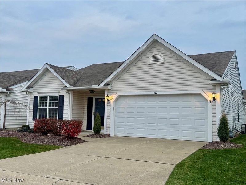 118 Carrington Court, Elyria, OH 44035 Photo 2