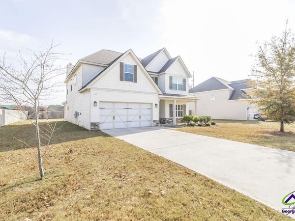325 Pearl Moss Lane, Kathleen, GA 31047