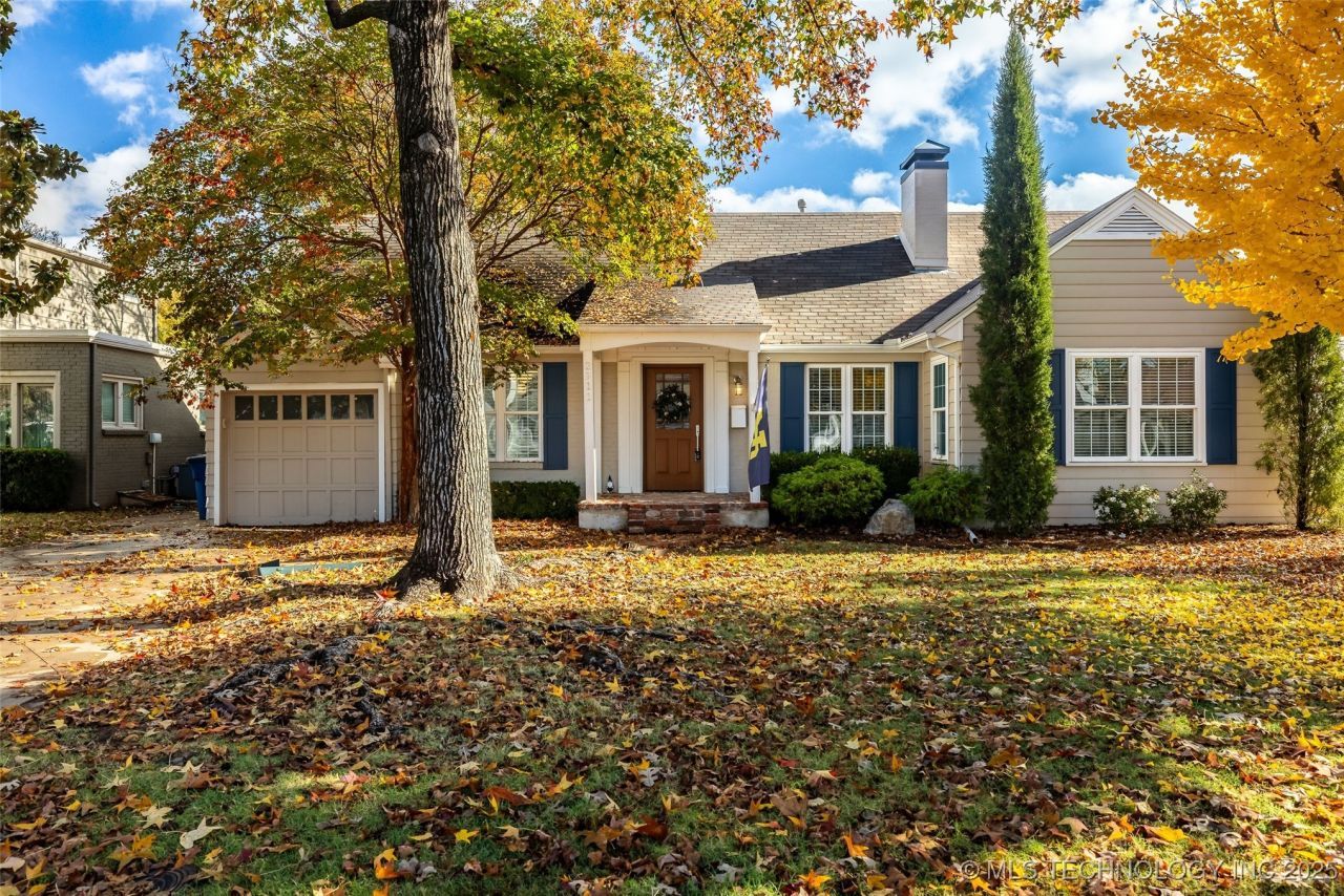 2911 S Boston Court, Tulsa, OK 74114 Main Photo