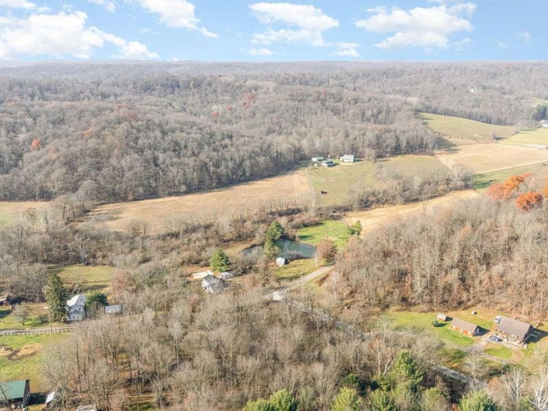 30870 Jug Run Road, Frazeysburg, OH 43822 Photo 3