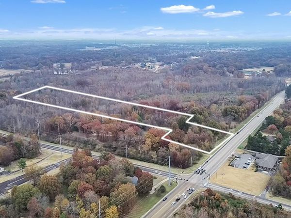 1100 E Church Road, Southaven, MS 38671