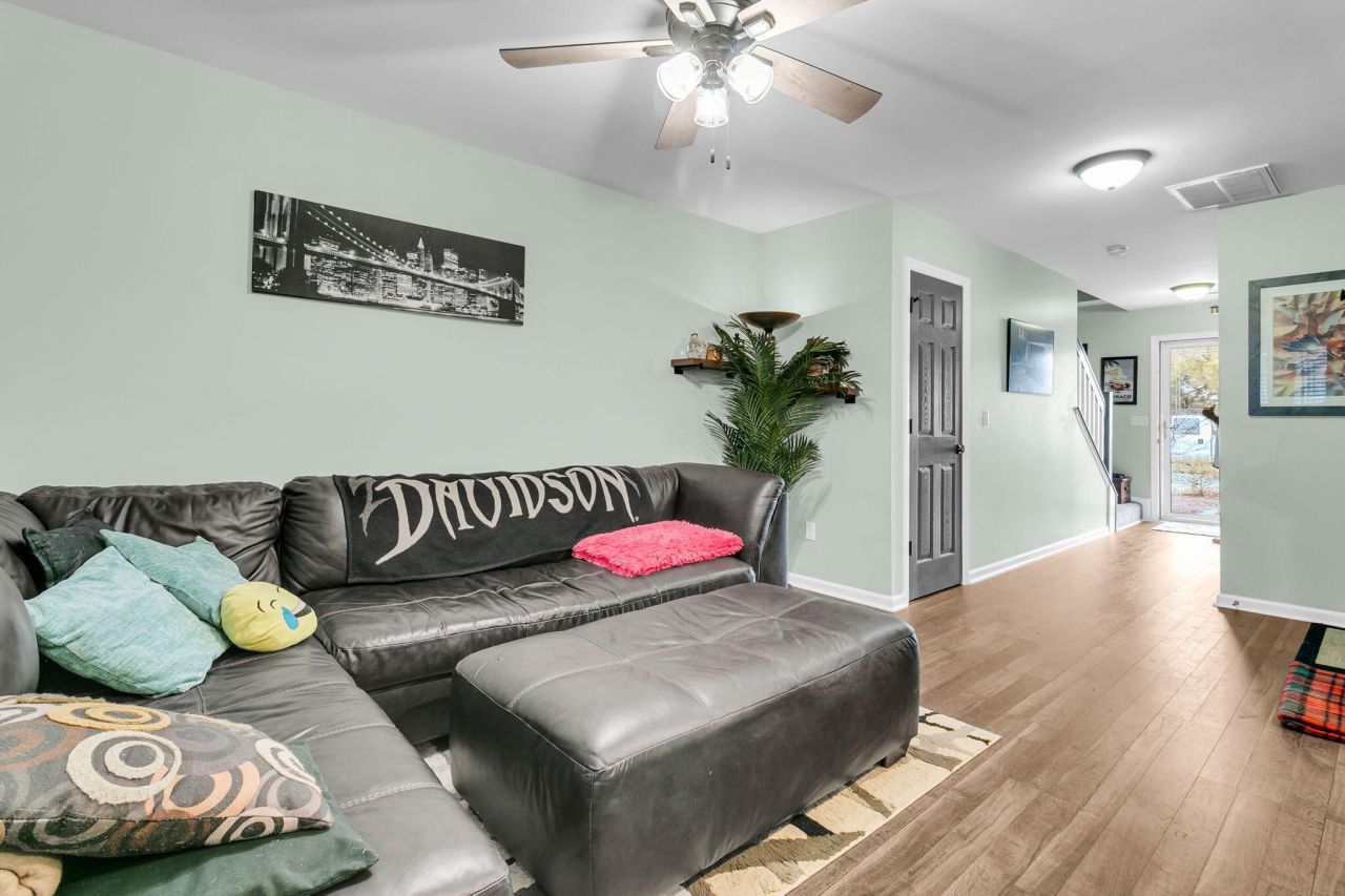 151 Darcy Avenue Photo 16