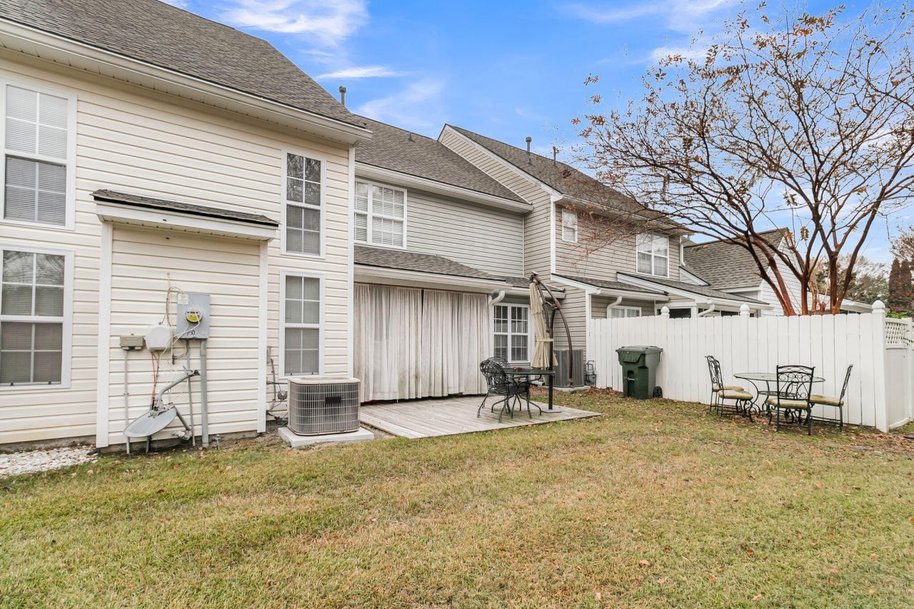 151 Darcy Avenue Photo 31