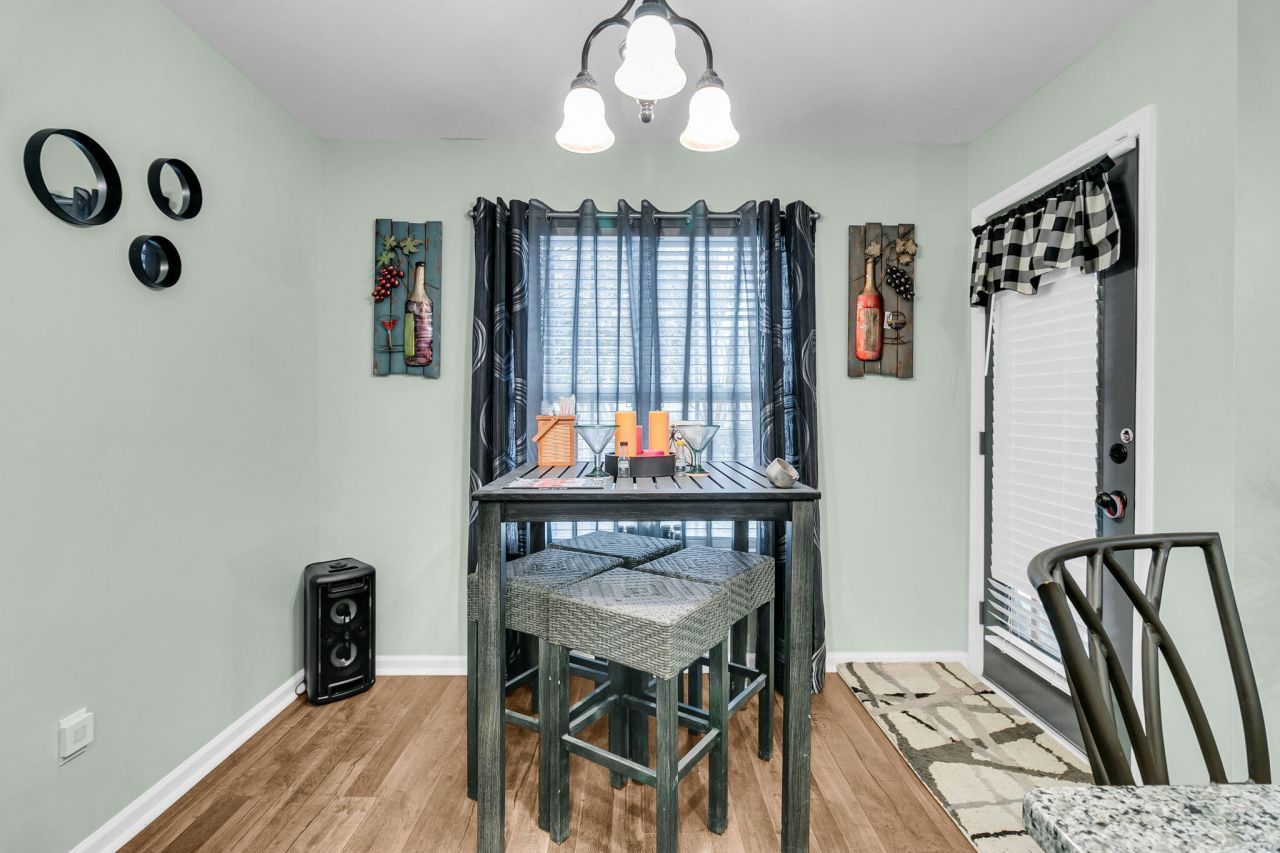 151 Darcy Avenue Photo 6