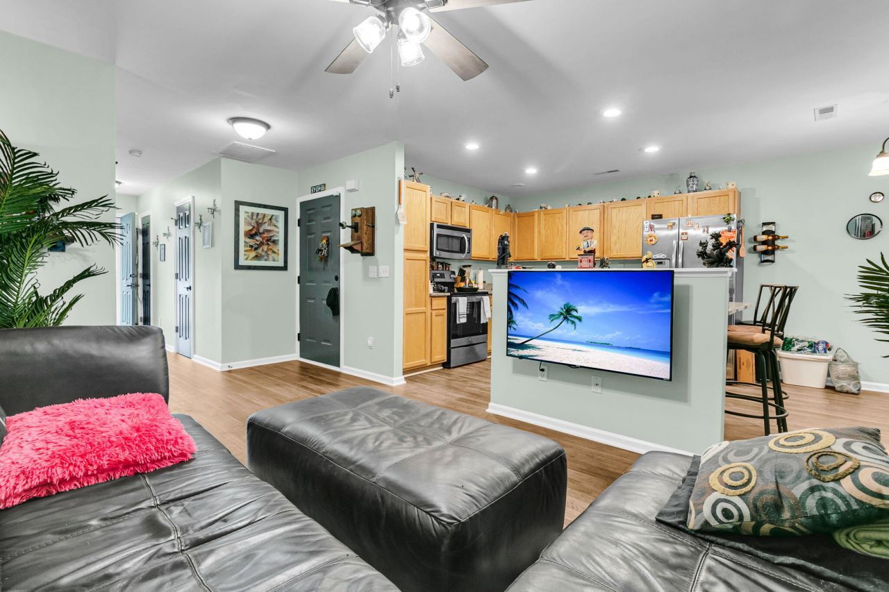 151 Darcy Avenue Photo 7