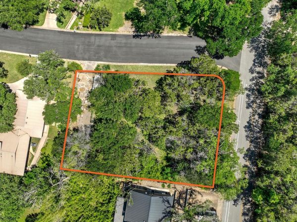 3311 Gentry DR, West Lake Hills, TX 78746