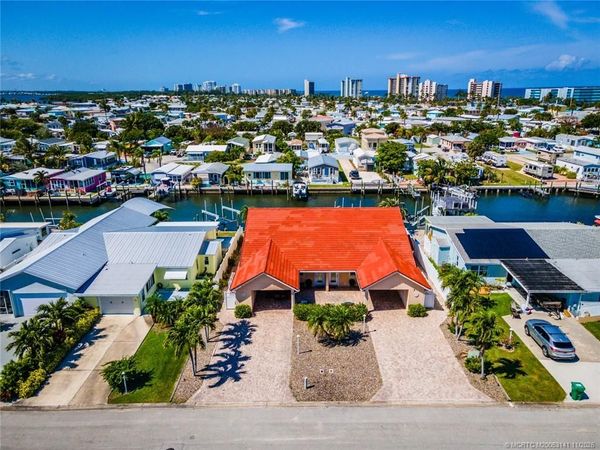 60 Aqua Ra Drive, Jensen Beach, FL 34957