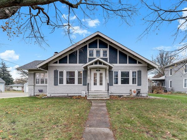 105 W Rippey Avenue, Baxter, IA 50028