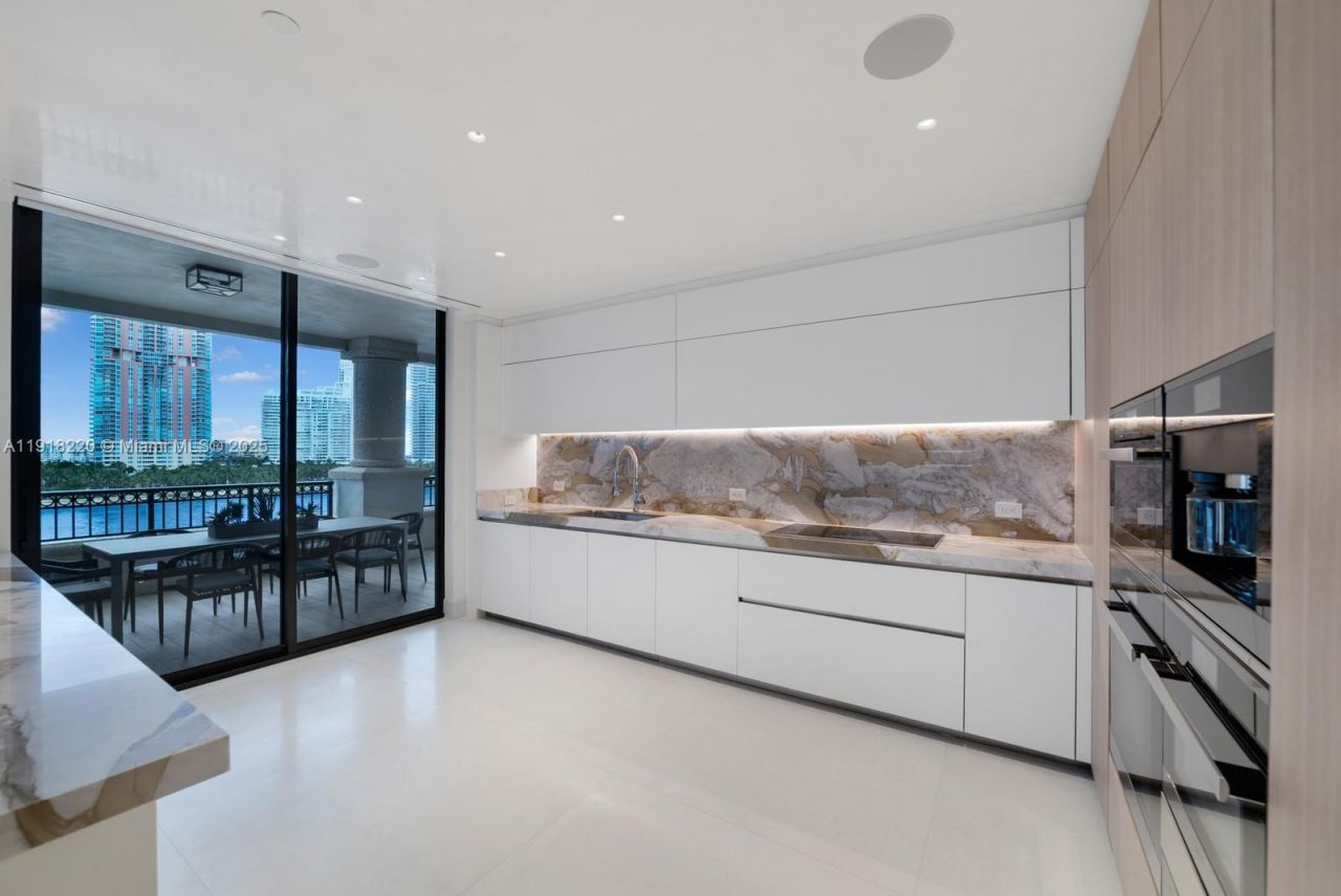 6800 Fisher Island Dr, Unit 6864, Miami Beach, FL 33109 Photo