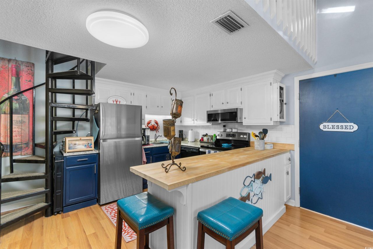 1206 Tiffany Ln. Photo 10