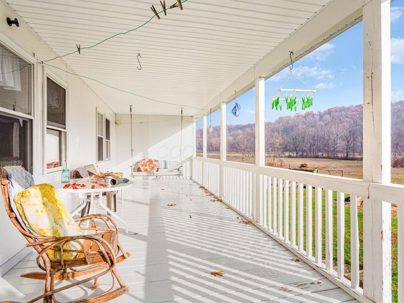 30870 Jug Run Road, Frazeysburg, OH 43822 Photo 4