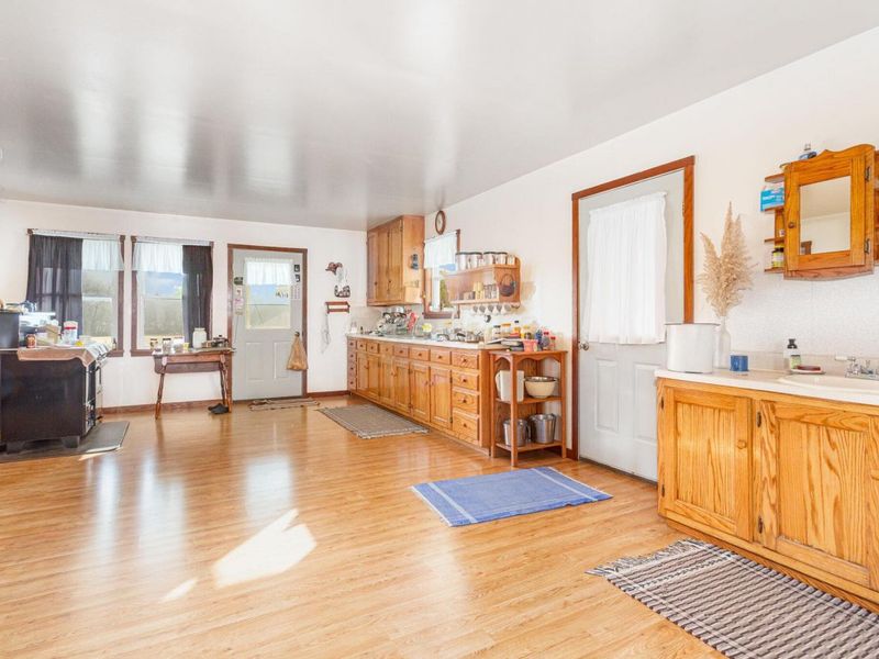 30870 Jug Run Road, Frazeysburg, OH 43822 Photo 5