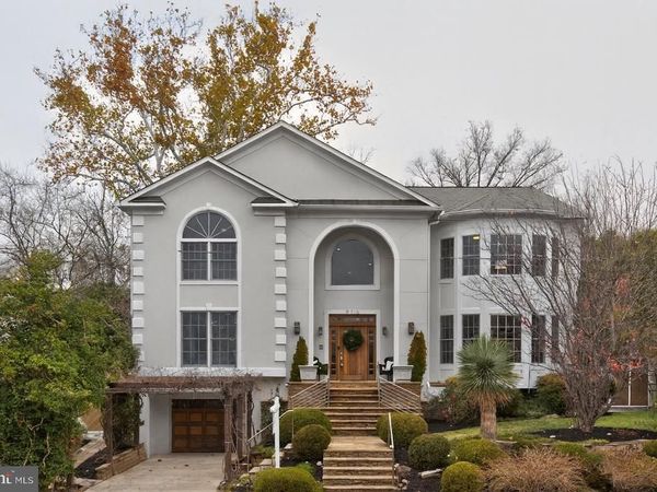 9715 SINGLETON DRIVE, BETHESDA, MD 20817