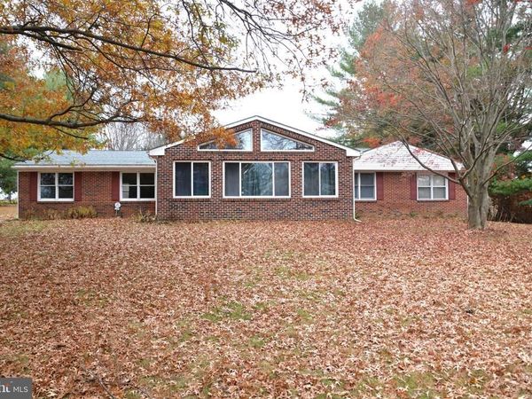 208 FAGGS MANOR ROAD, COCHRANVILLE, PA 19330