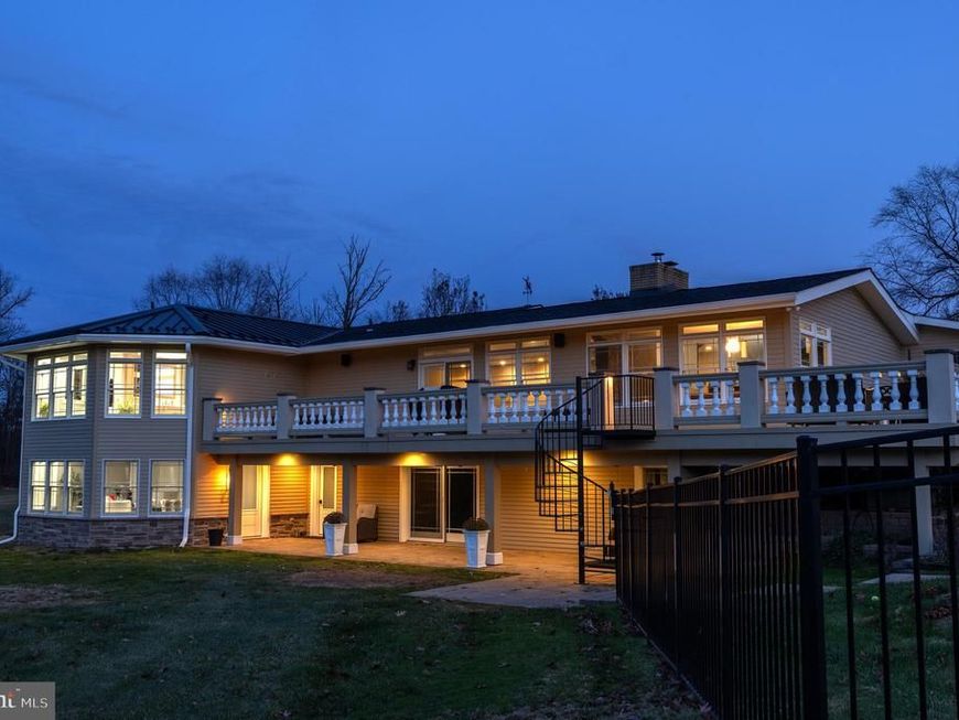 6469 Groveland Road, Pipersville, PA 18947 Main Photo