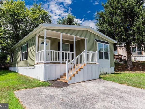 92 CHEROKEE DRIVE, WINDSOR, PA 17366