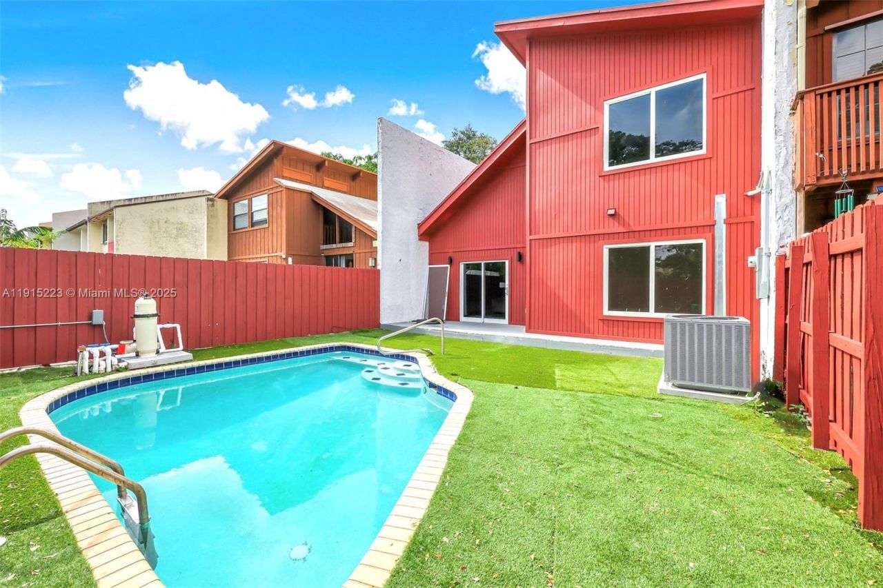 6884 NW 30th Ave, Fort Lauderdale, FL 33309 Photo