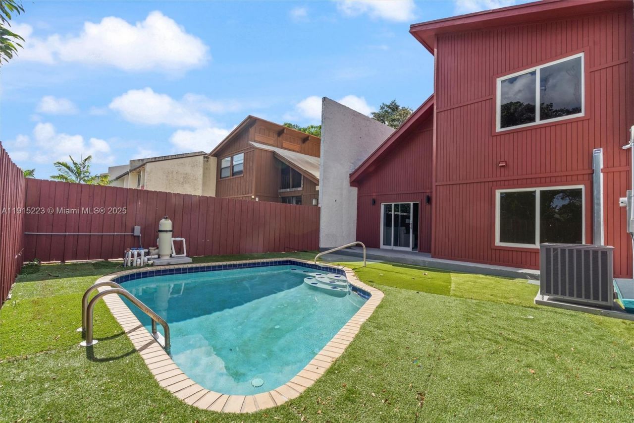 6884 NW 30th Ave, Fort Lauderdale, FL 33309 Photo